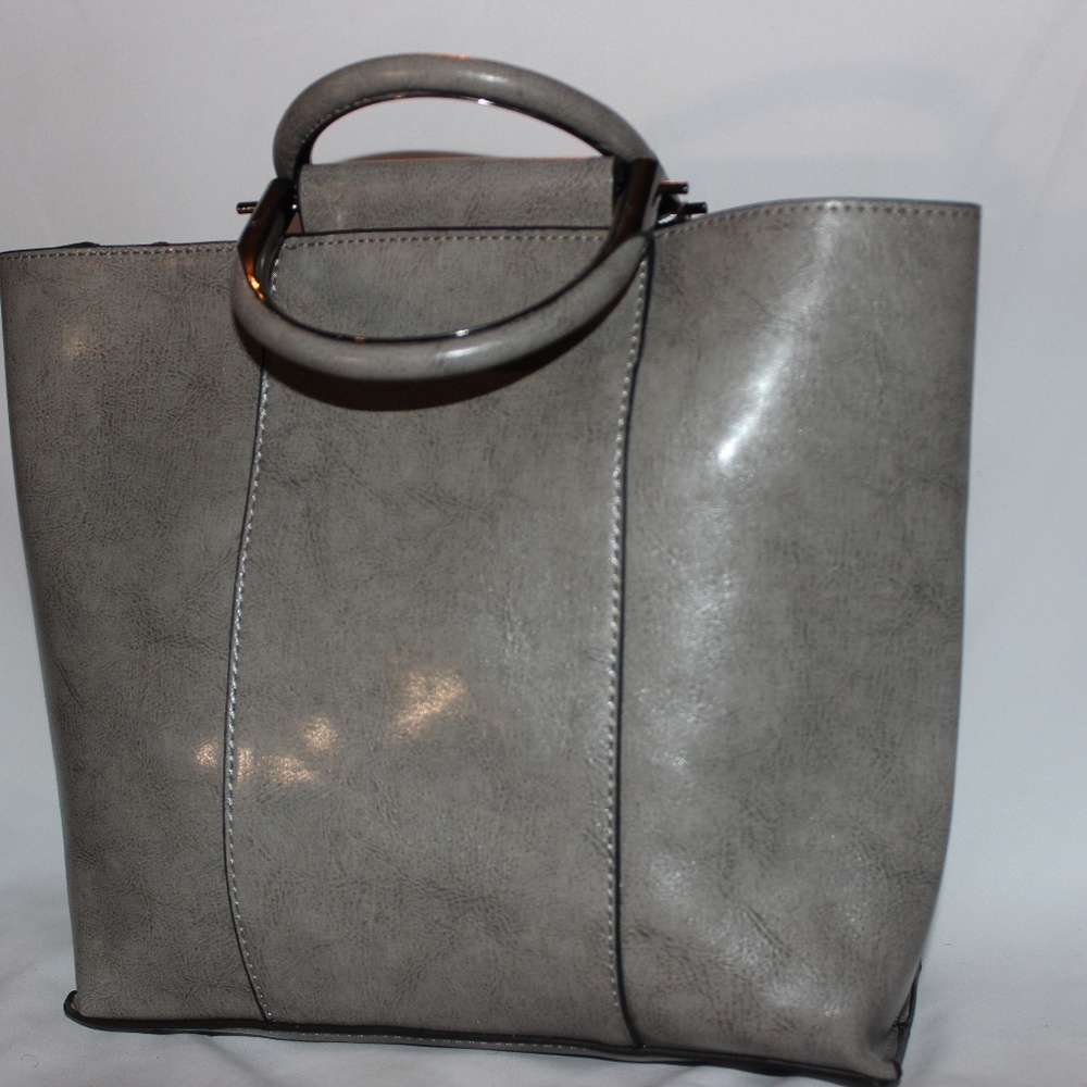 Bag - Picture 2 of 4